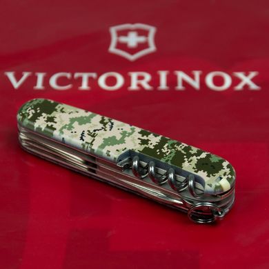 Нож складной Victorinox CLIMBER ARMY, Пиксель из красн. лого, 1.3703.3.W3941p