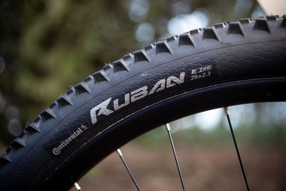 Покрышка Continental Ruban 29" | 29 x 2.60 Чорная, не складная