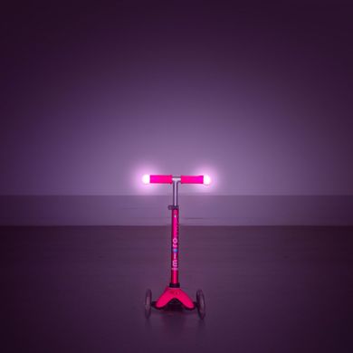Самокат Micro Mini Deluxe Magic, рожевий (до 50 kg, 3-х колісний, світло)