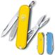 Нож складной Victorinox CLASSIC SD UKRAINE, желто-голубой, 0.6223.8G.28 1 из 6