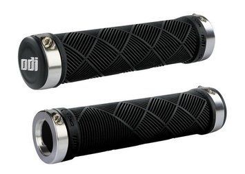 Грипсы ODI Cross Trainer MTB Lock-On Bonus Pack Black w/Silver Clamps (черные с серебристыми замками)