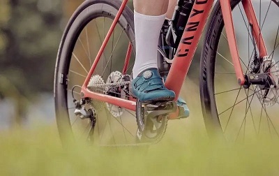 Веловзуття Shimano для шосейних велосипедів